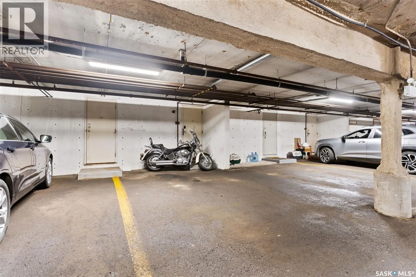 27 2338 Assiniboine AVENUE