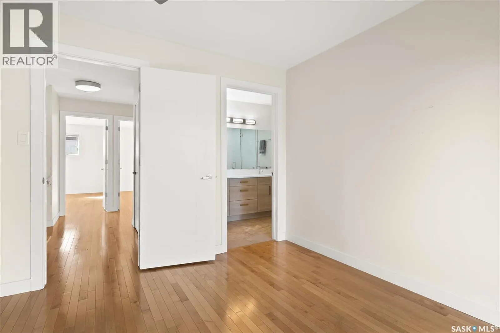27 2338 Assiniboine AVENUE