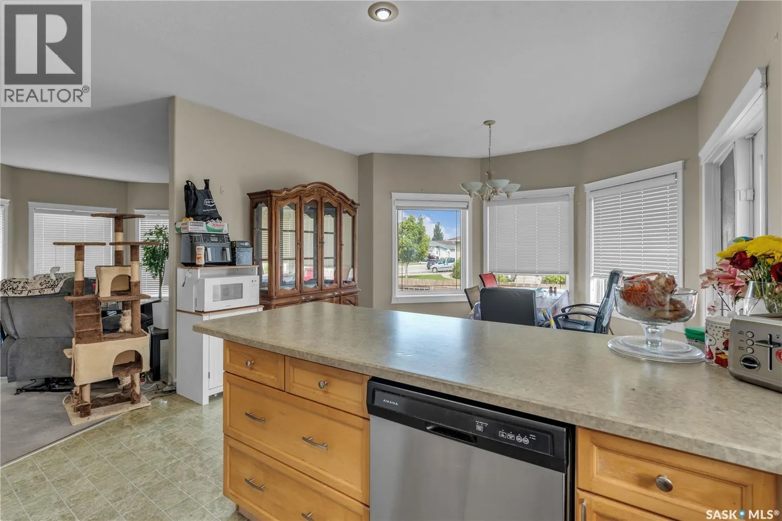 319 3rd AVENUE N