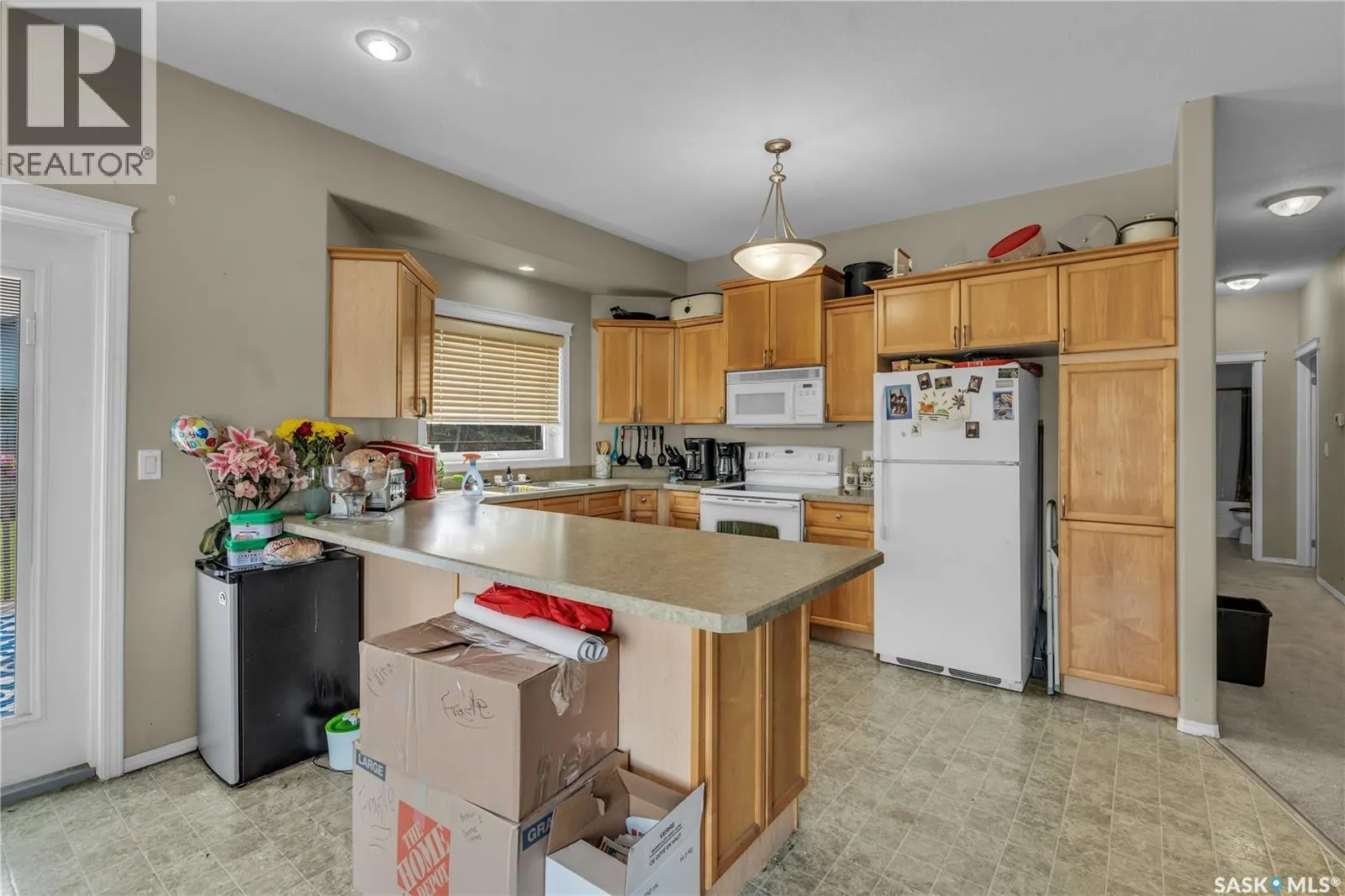 319 3rd AVENUE N