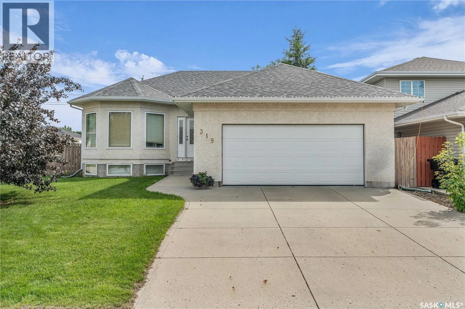 319 3rd AVENUE N