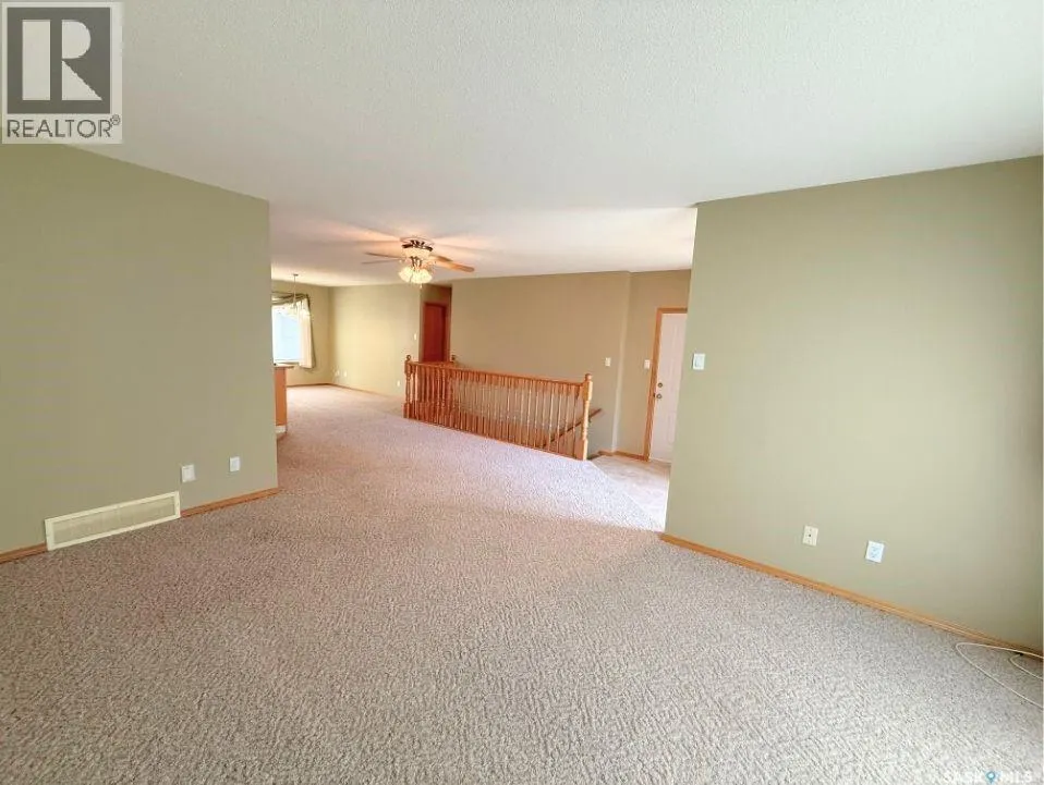 417 165 Robert STREET W