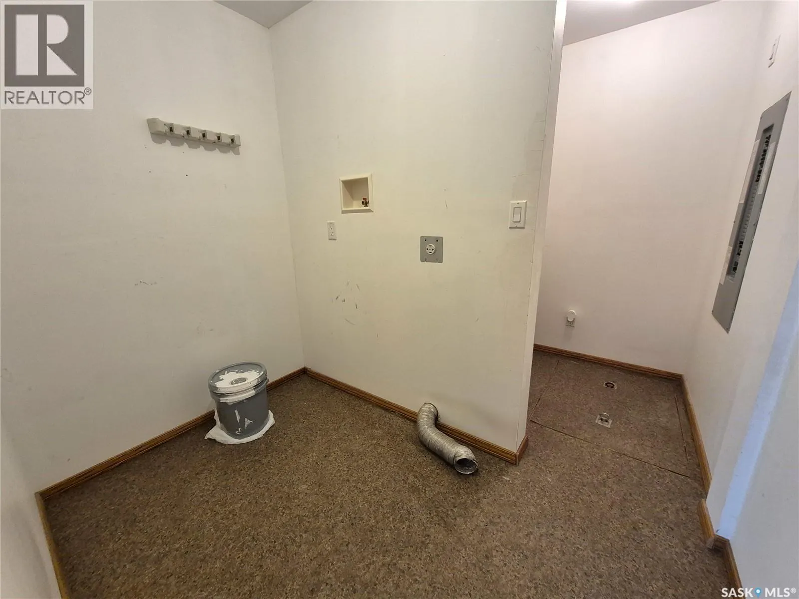 310 2nd STREET