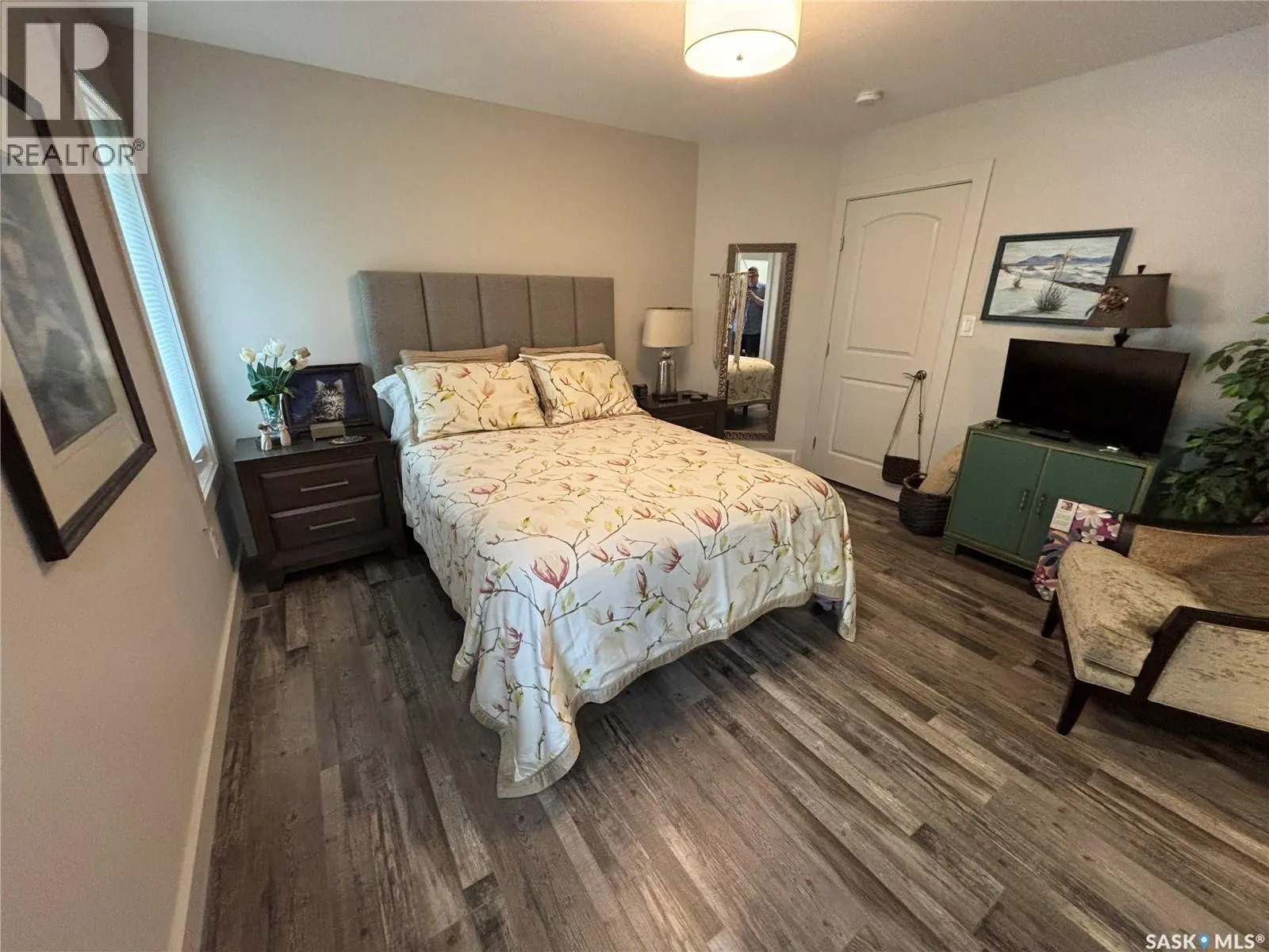 413-A Crawford AVENUE E