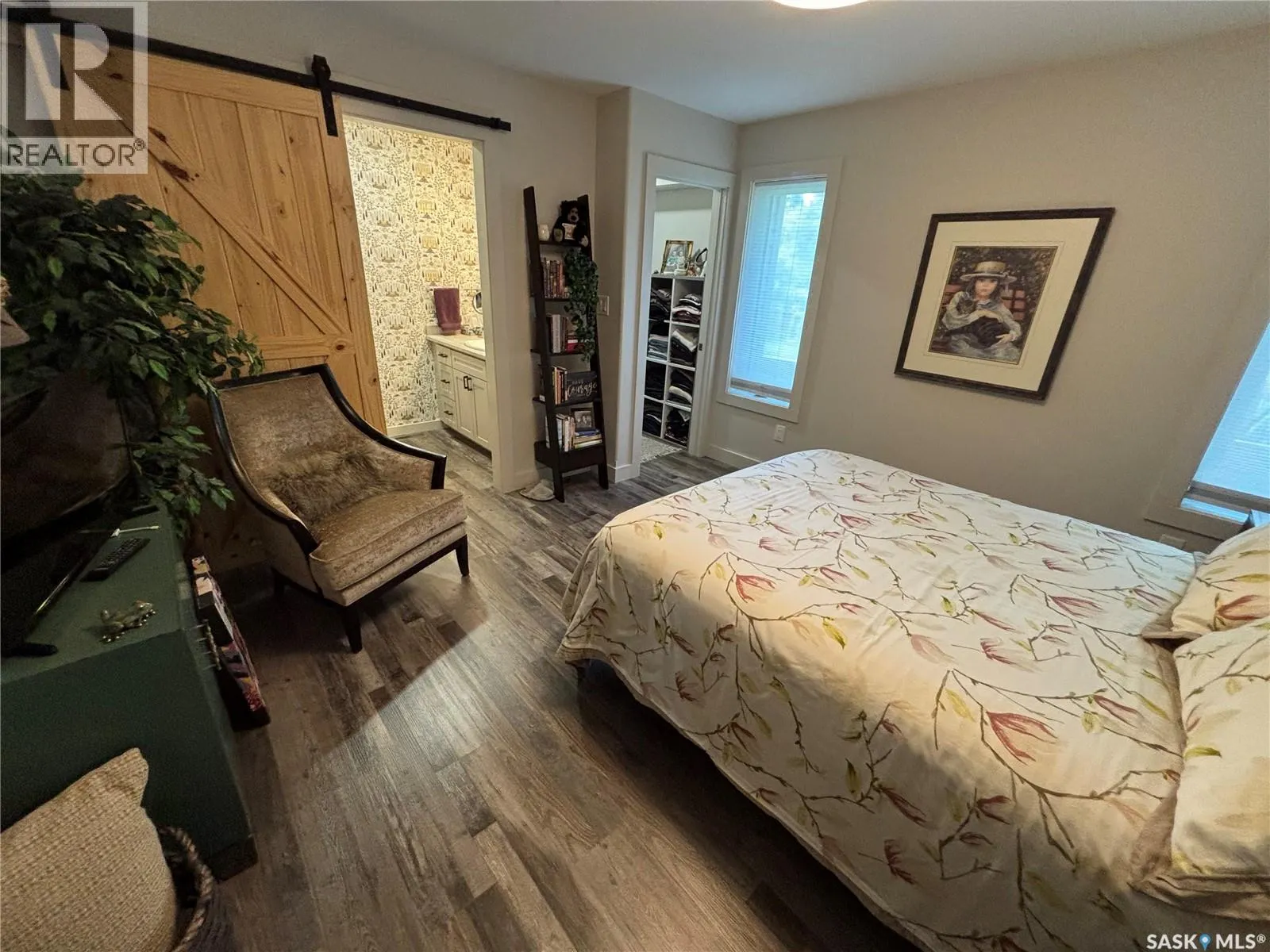 413-A Crawford AVENUE E