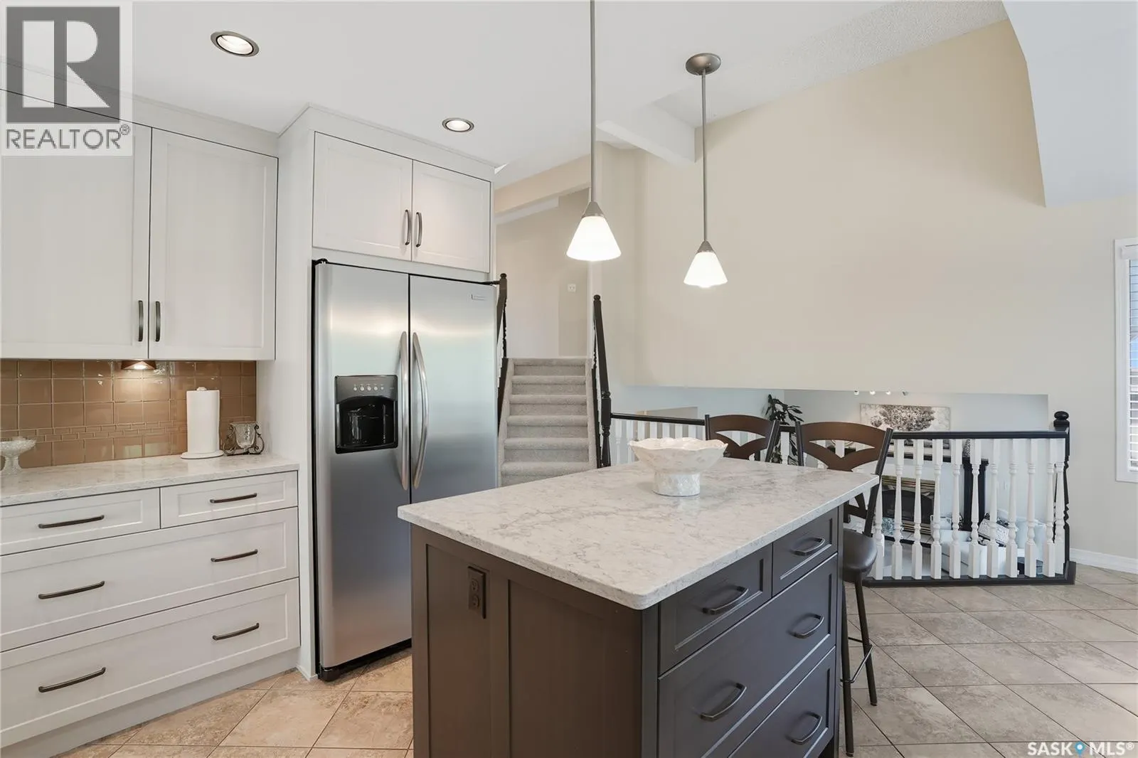 303 Braeburn CRESCENT