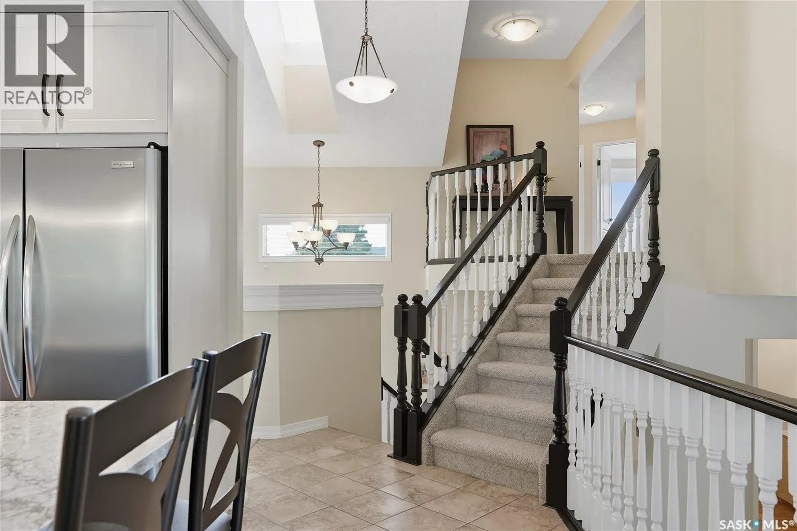 303 Braeburn CRESCENT