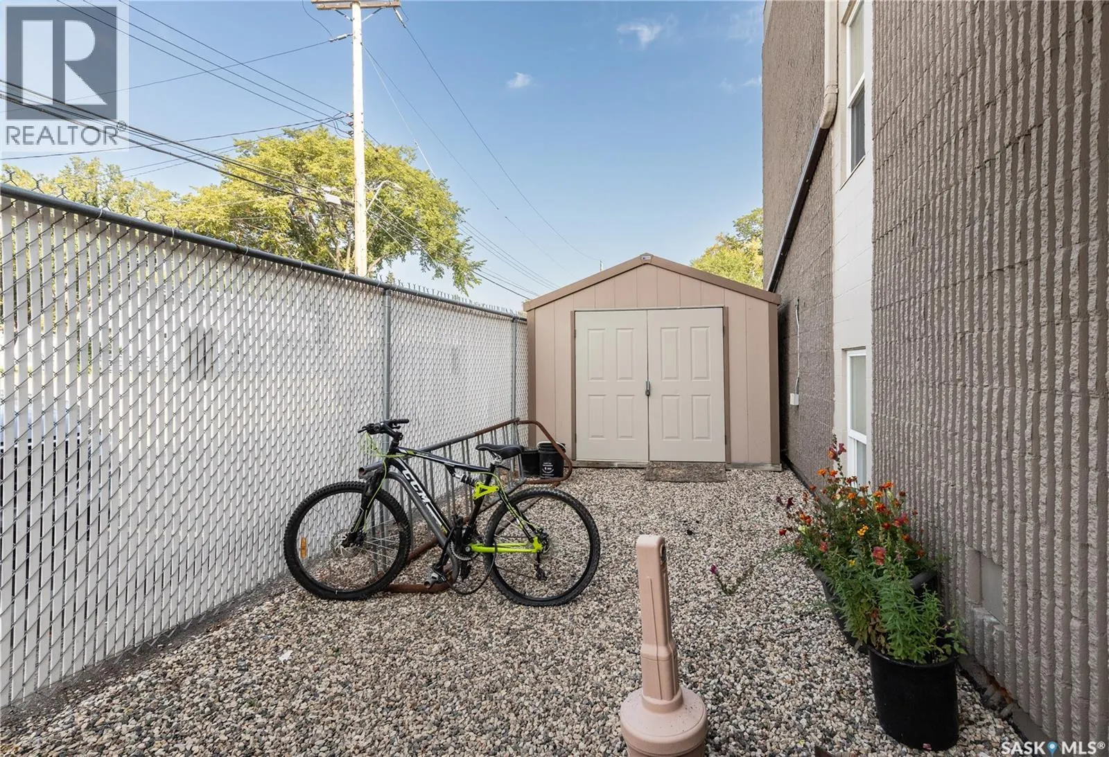 318 1223 7th AVENUE N