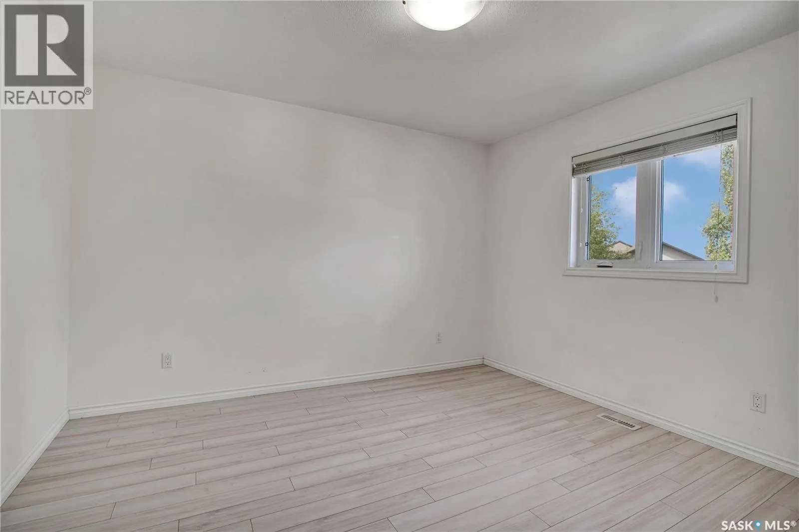 627 Rempel CRESCENT