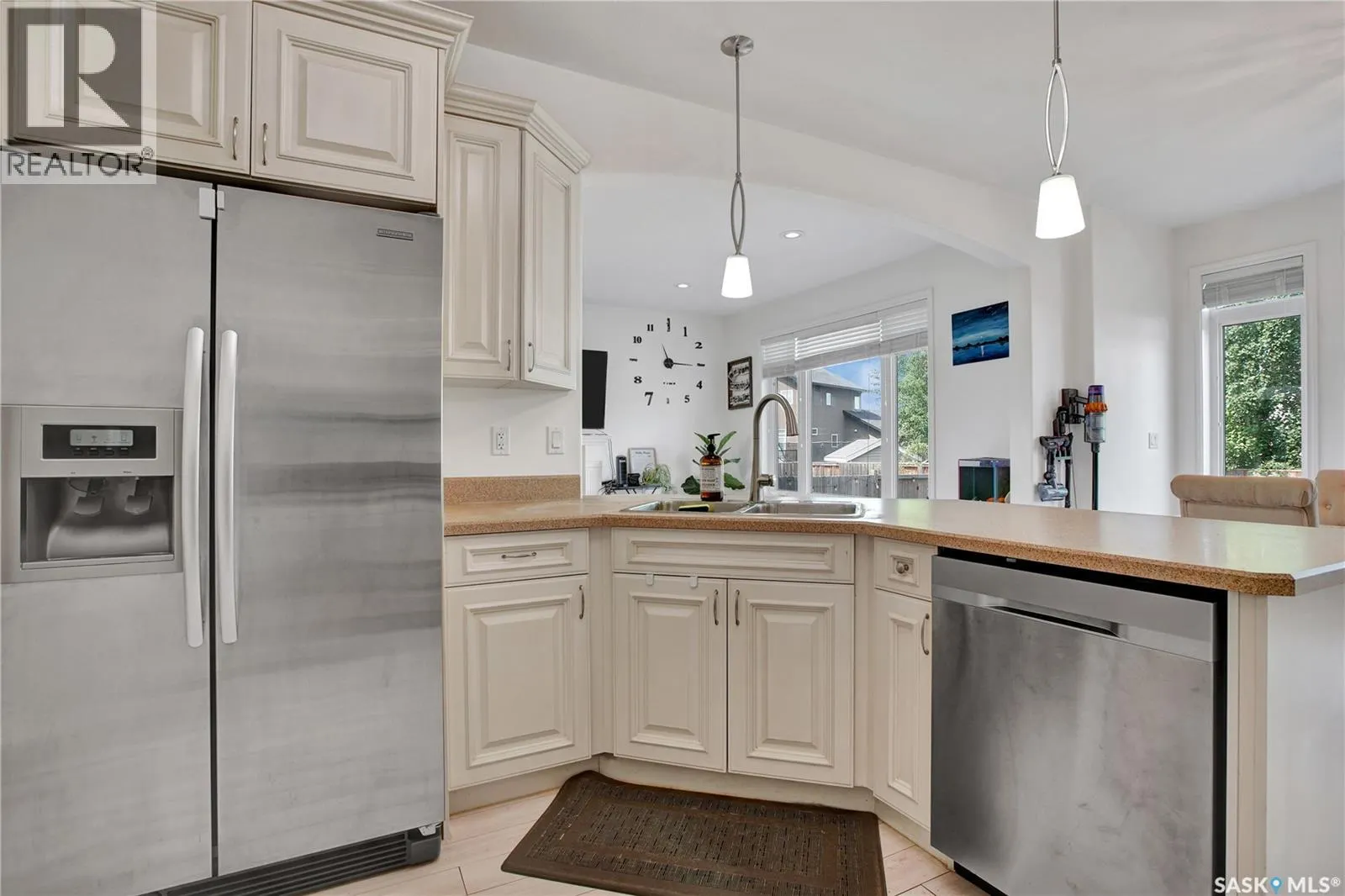 627 Rempel CRESCENT