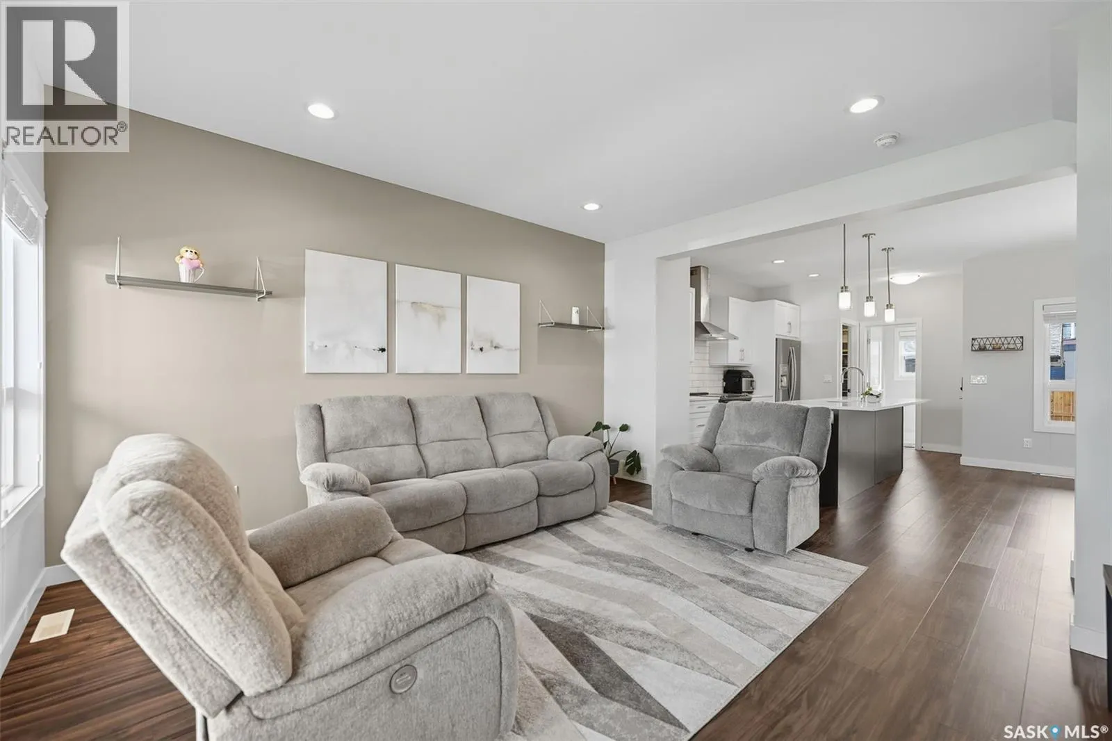 623 EVERGREEN BOULEVARD