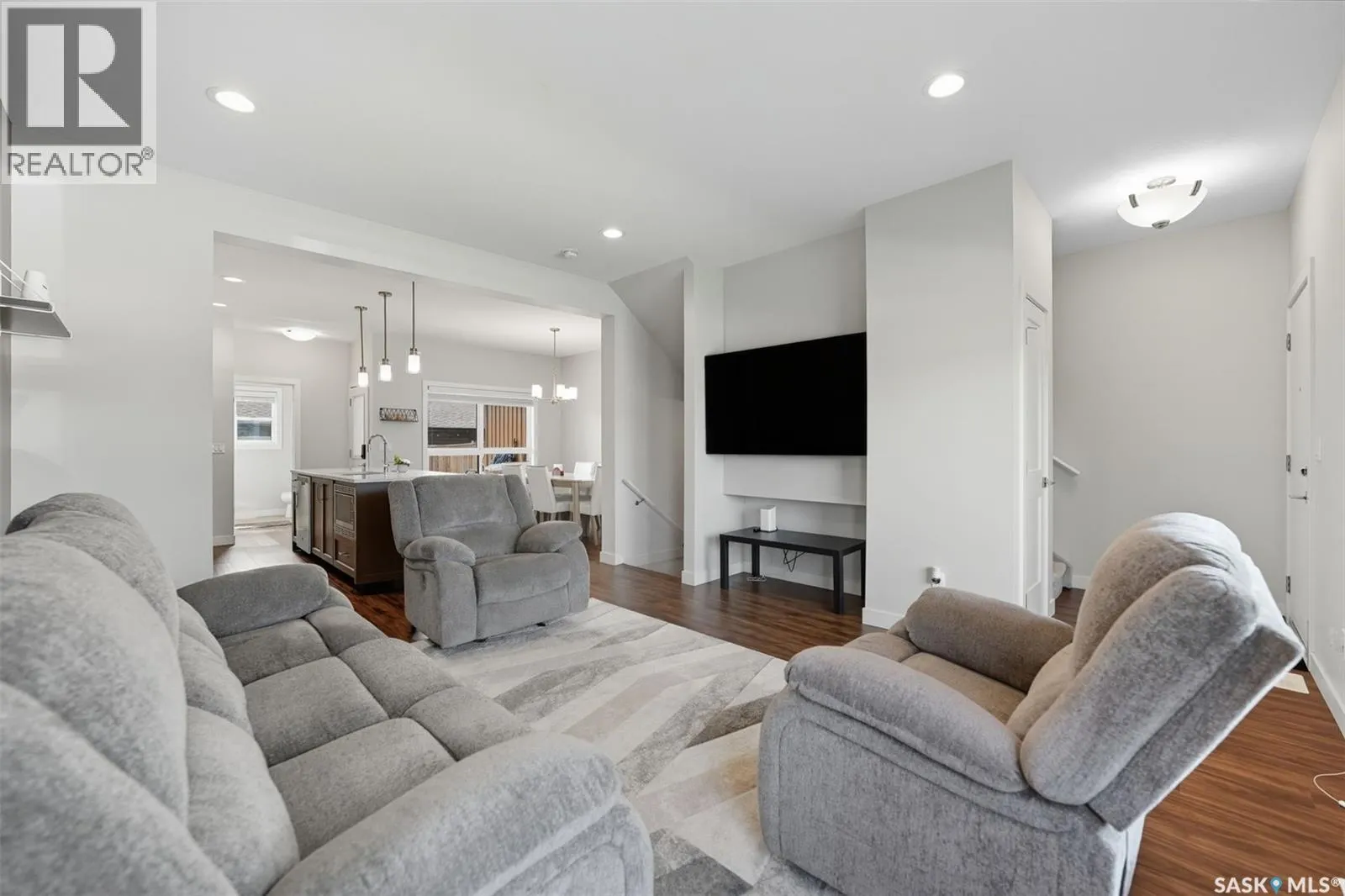 623 EVERGREEN BOULEVARD