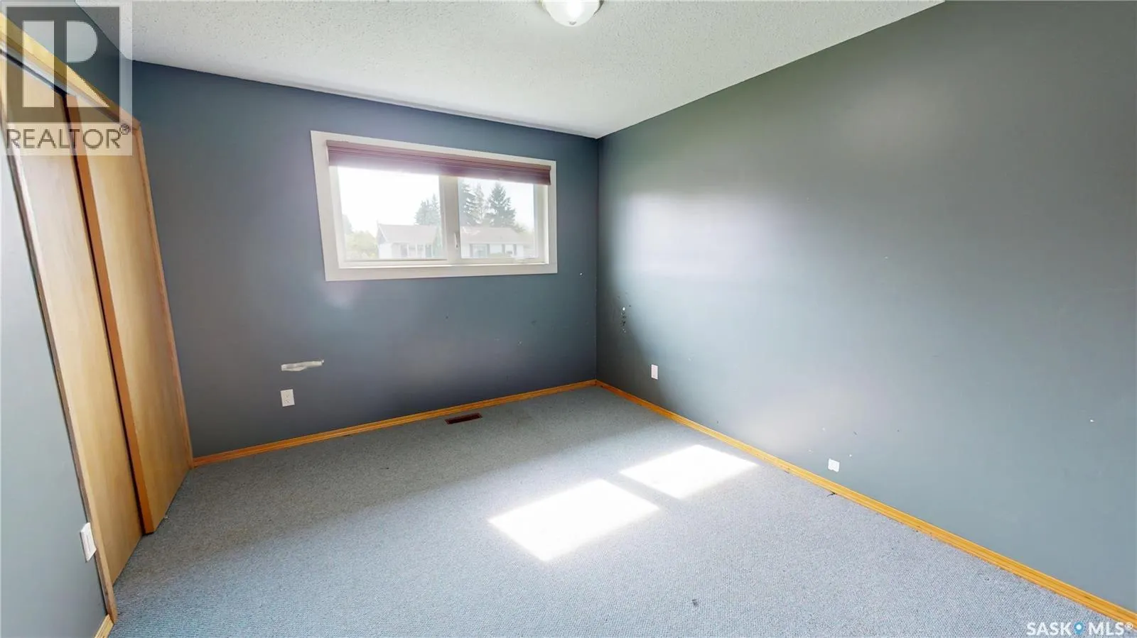 107 Clements AVENUE