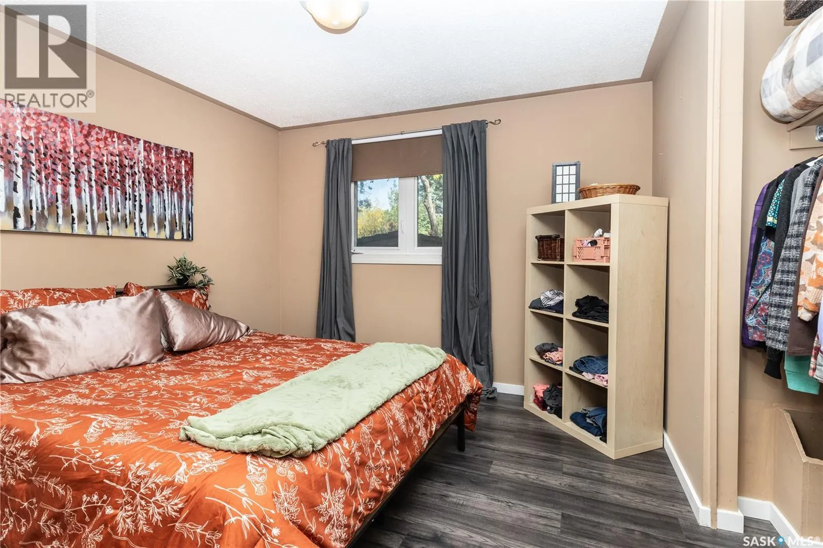 227 McMaster CRESCENT