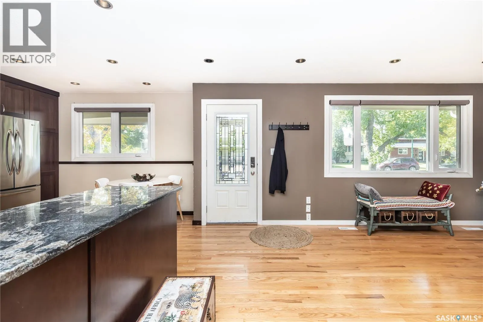 227 McMaster CRESCENT