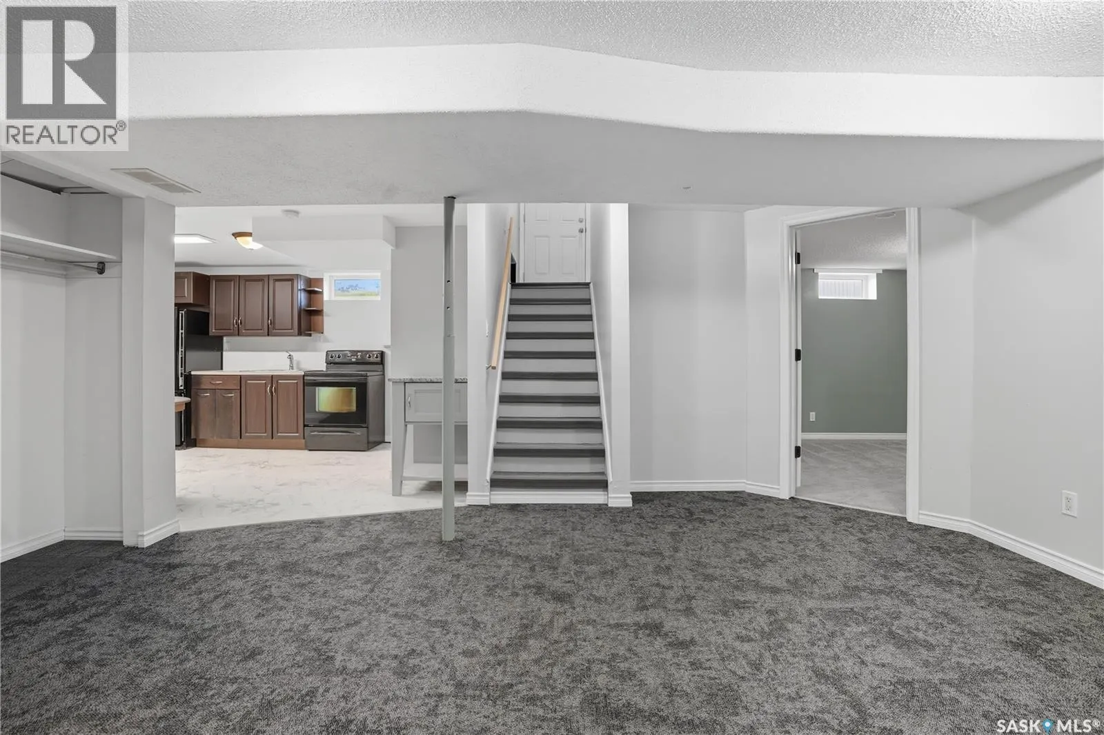225 Wascana STREET