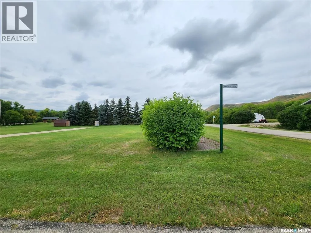 3 Willow LANE