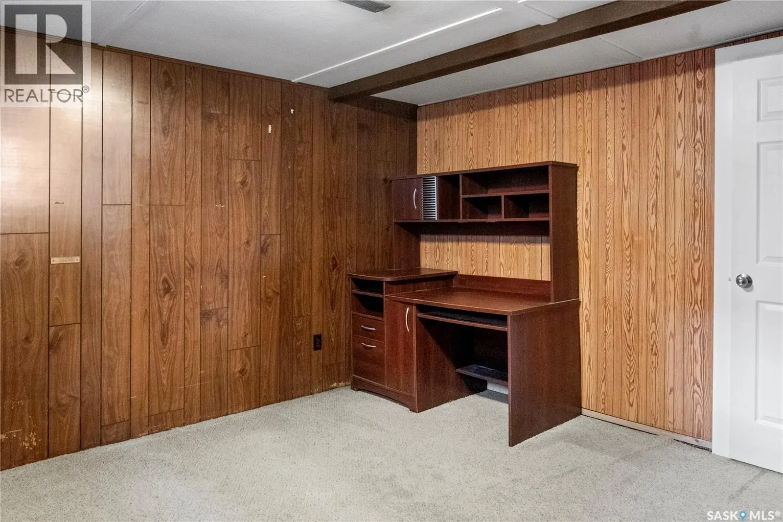 94 Dunning CRESCENT