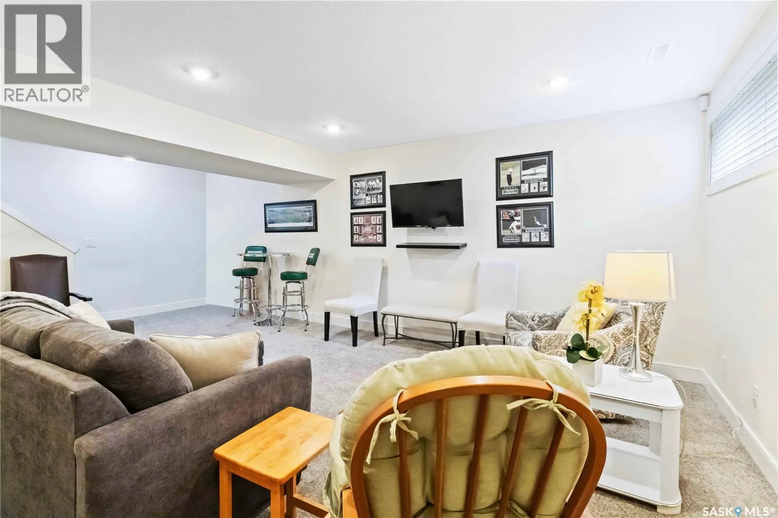 16 3210 11th STREET W