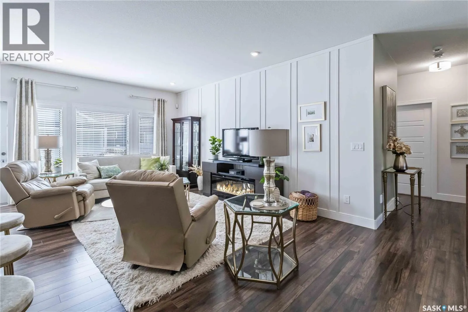 16 3210 11th STREET W
