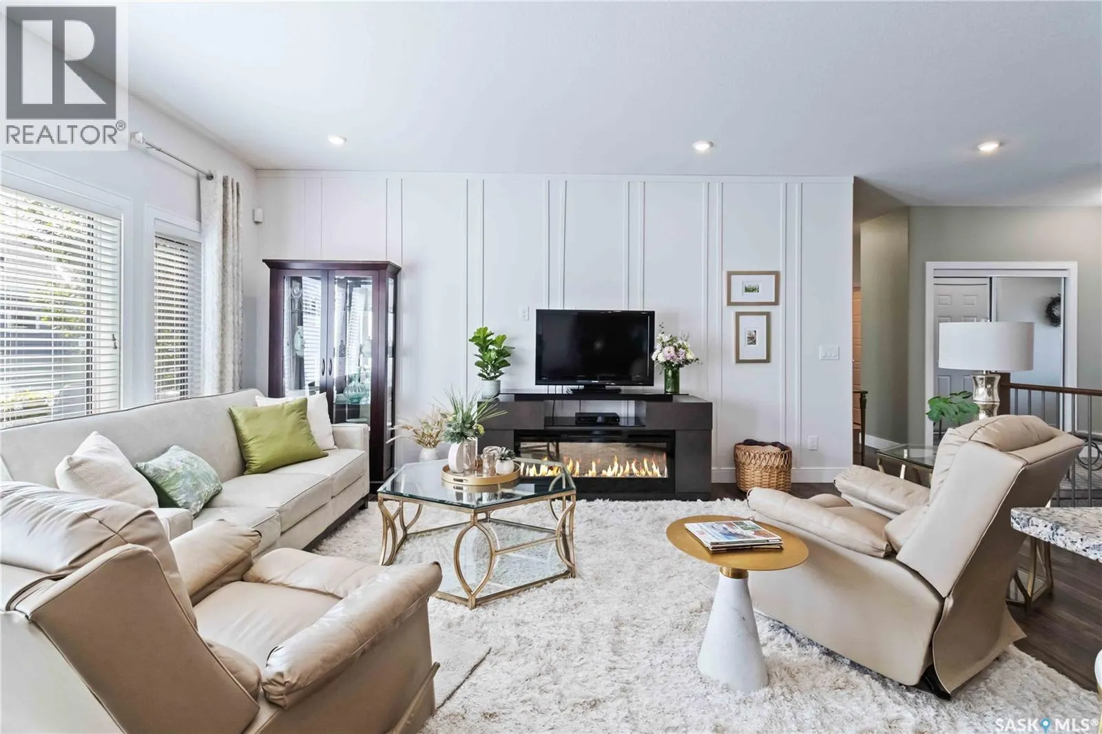 16 3210 11th STREET W