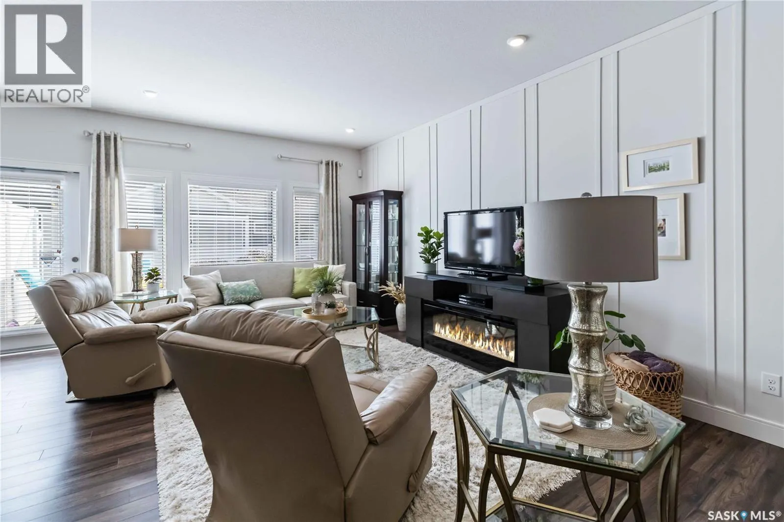 16 3210 11th STREET W
