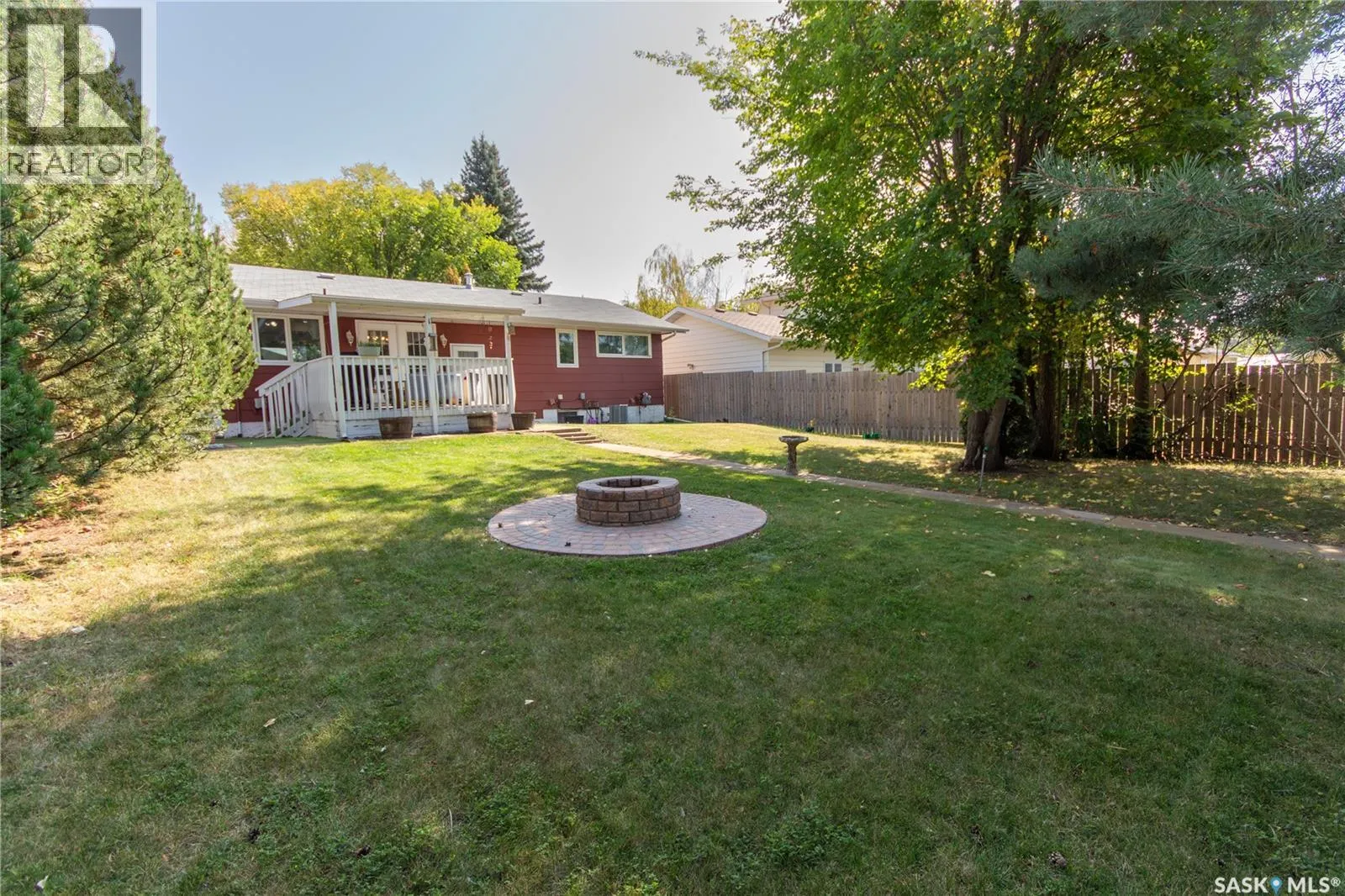 10819 Meighen CRESCENT