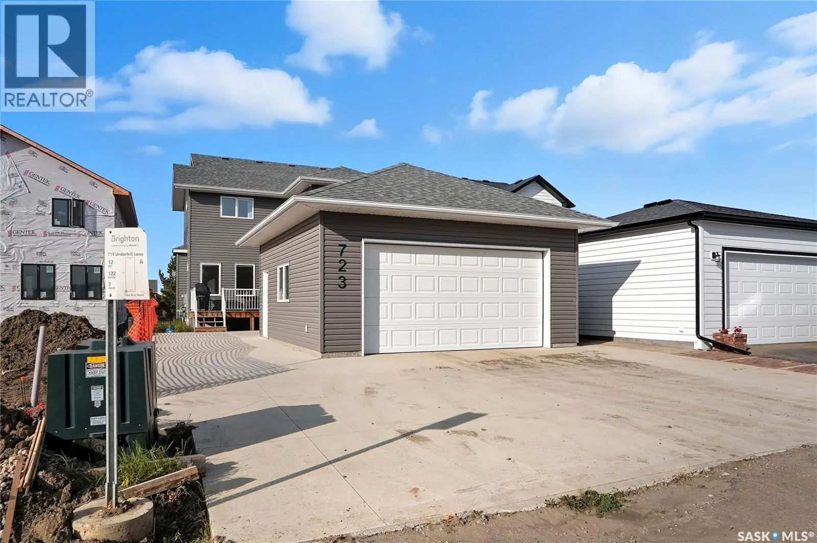 723 Underhill LANE