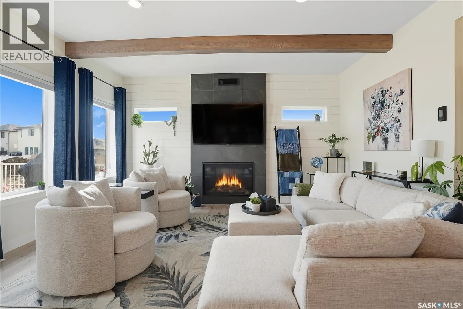 723 Underhill LANE