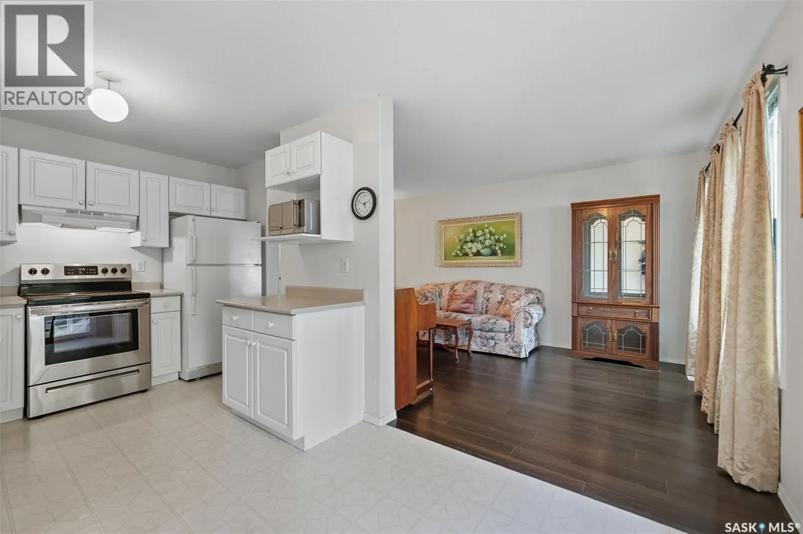 15 410 Keevil CRESCENT