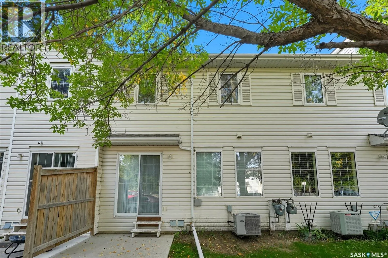 15 410 Keevil CRESCENT