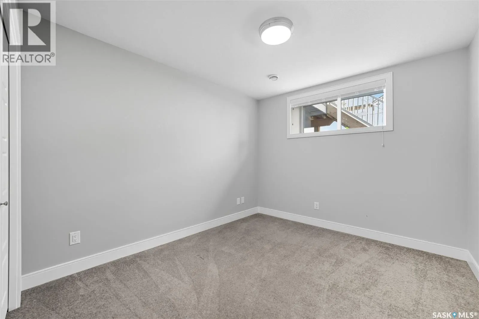 15 3206 11th STREET W