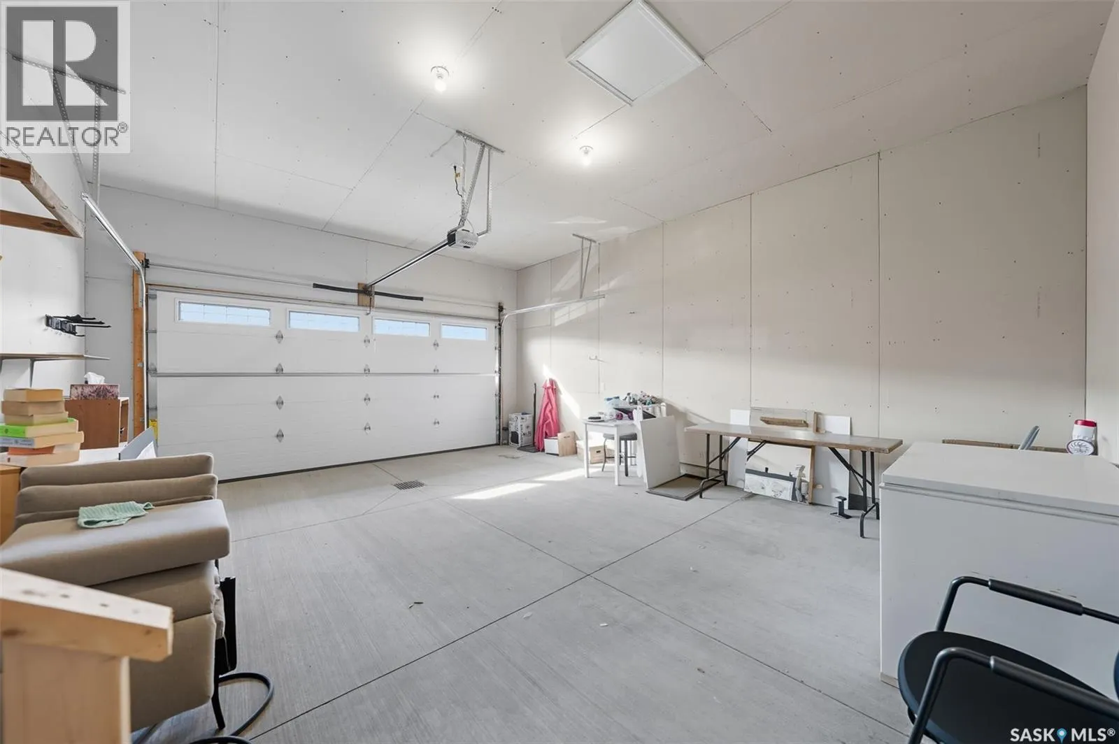 15 3206 11th STREET W