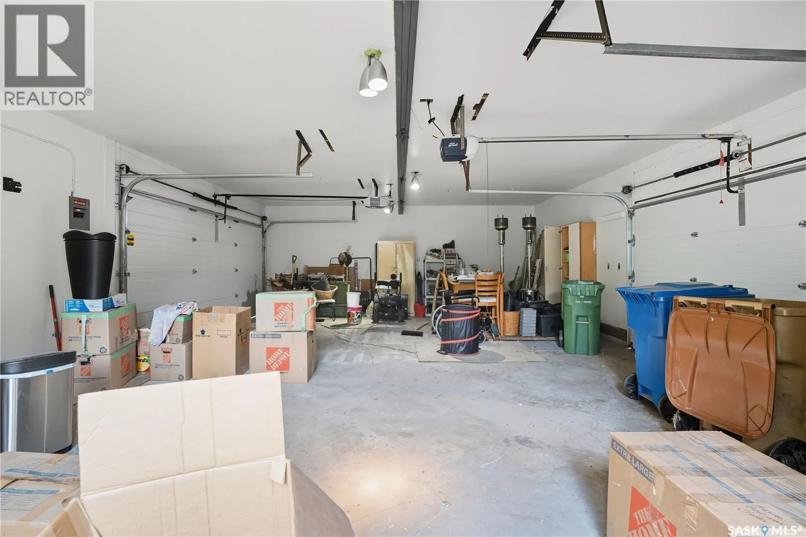 3151 Angus STREET