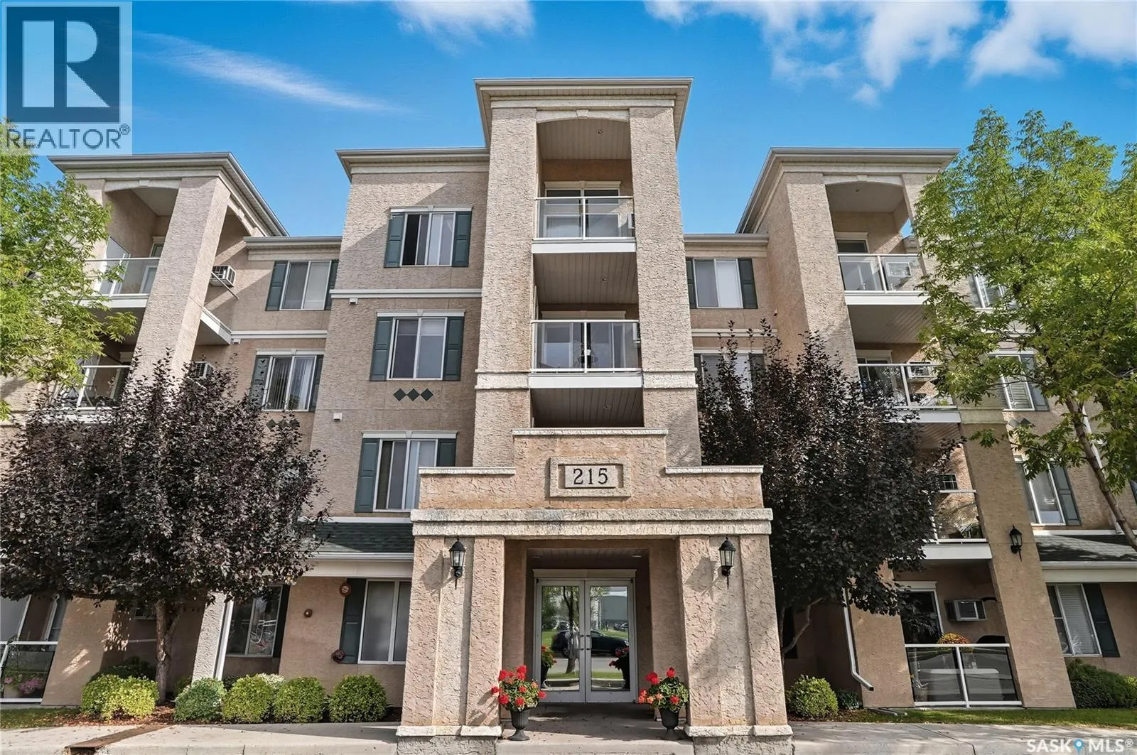 409 215 Lowe ROAD