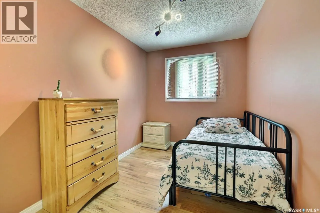 52 Price CRESCENT