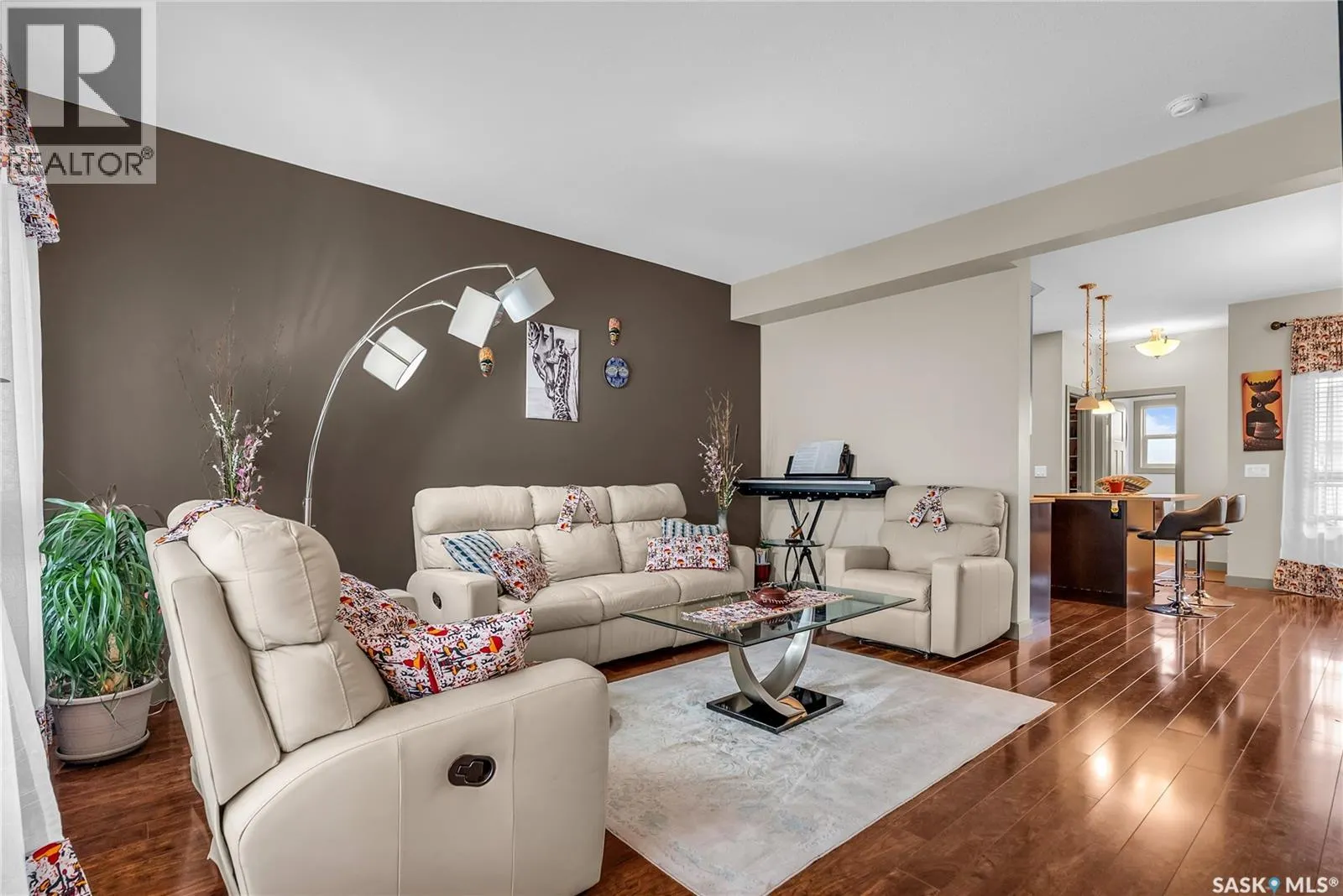 230 Maningas BEND