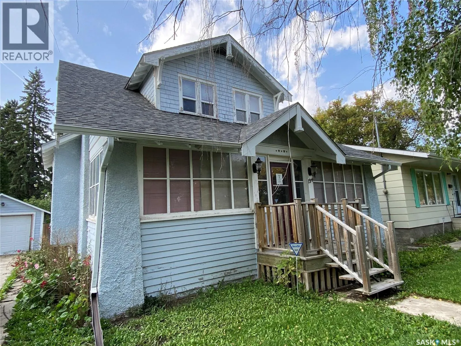 194 Second AVENUE N
