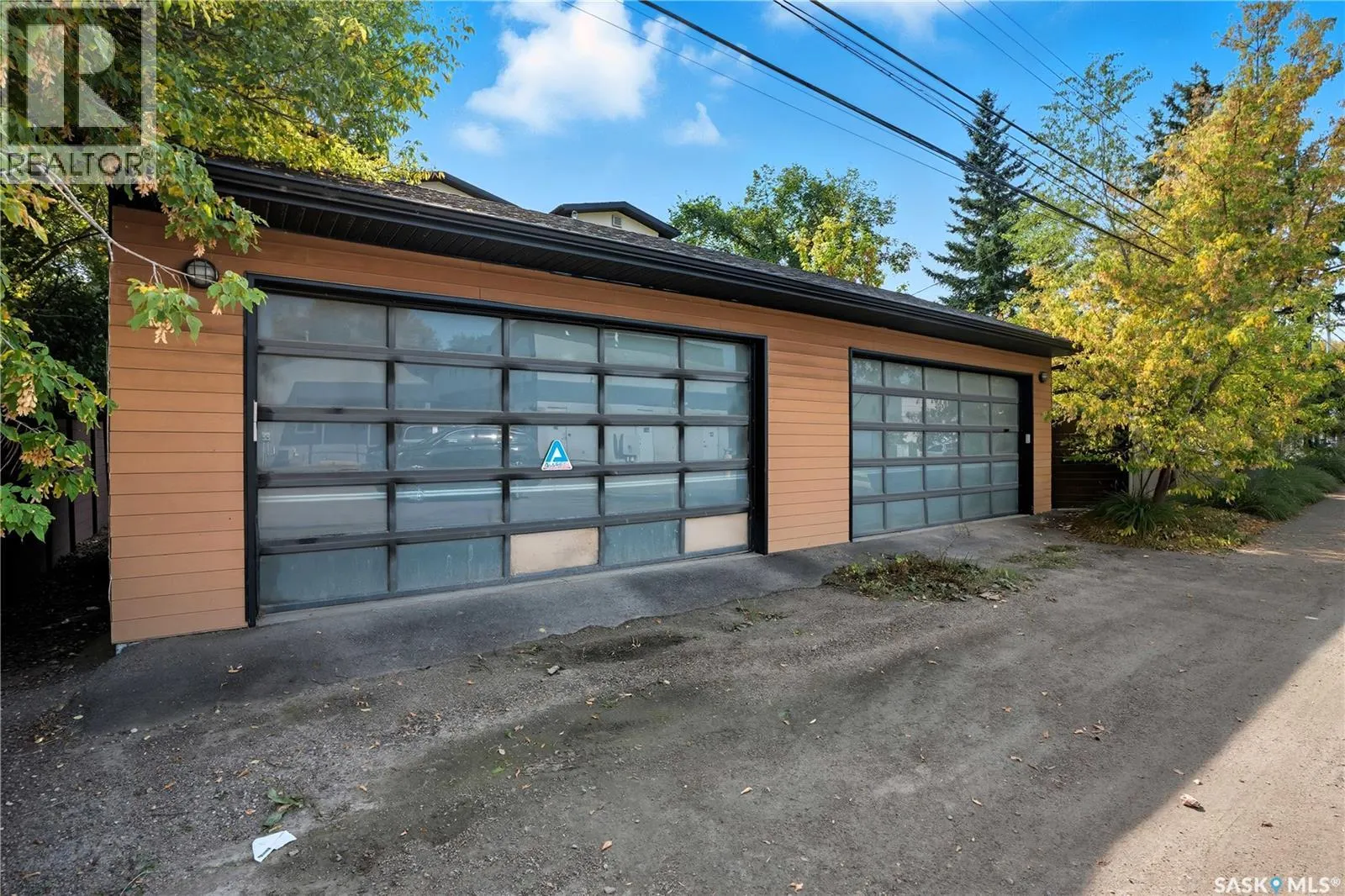 1105 7th STREET E