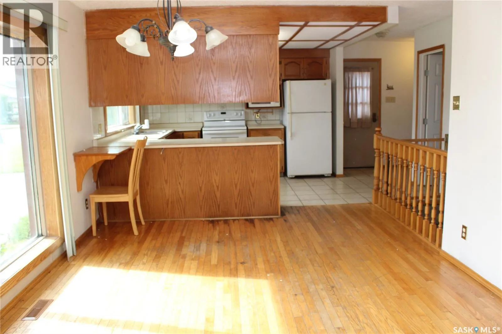 205 1st STREET W
