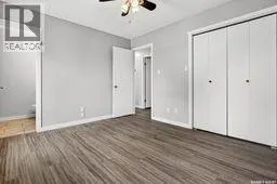 4 Lewry CRESCENT
