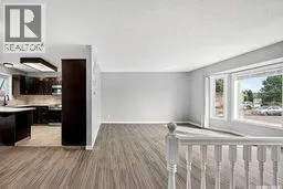 4 Lewry CRESCENT