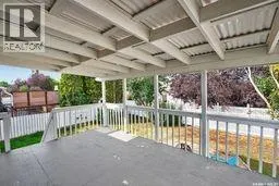 4 Lewry CRESCENT