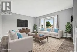 4 Lewry CRESCENT