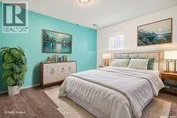 4 Lewry CRESCENT