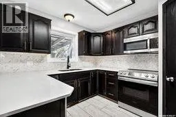 4 Lewry CRESCENT