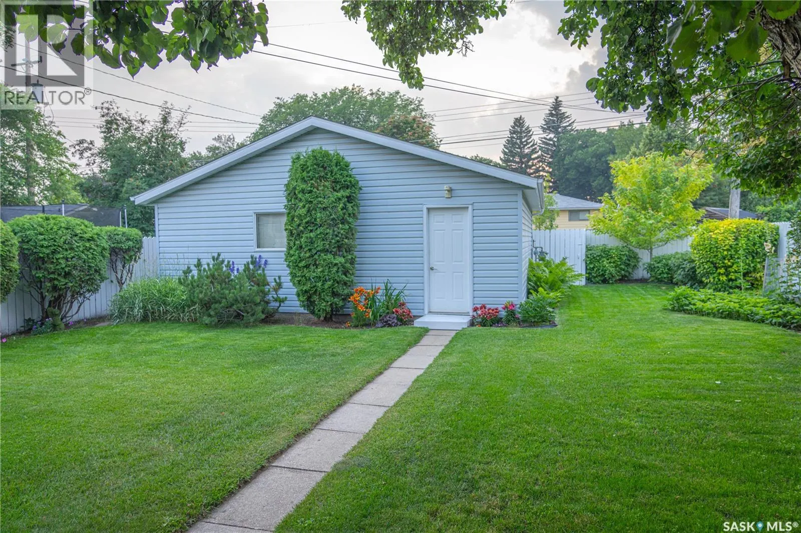 2006 Louise AVENUE