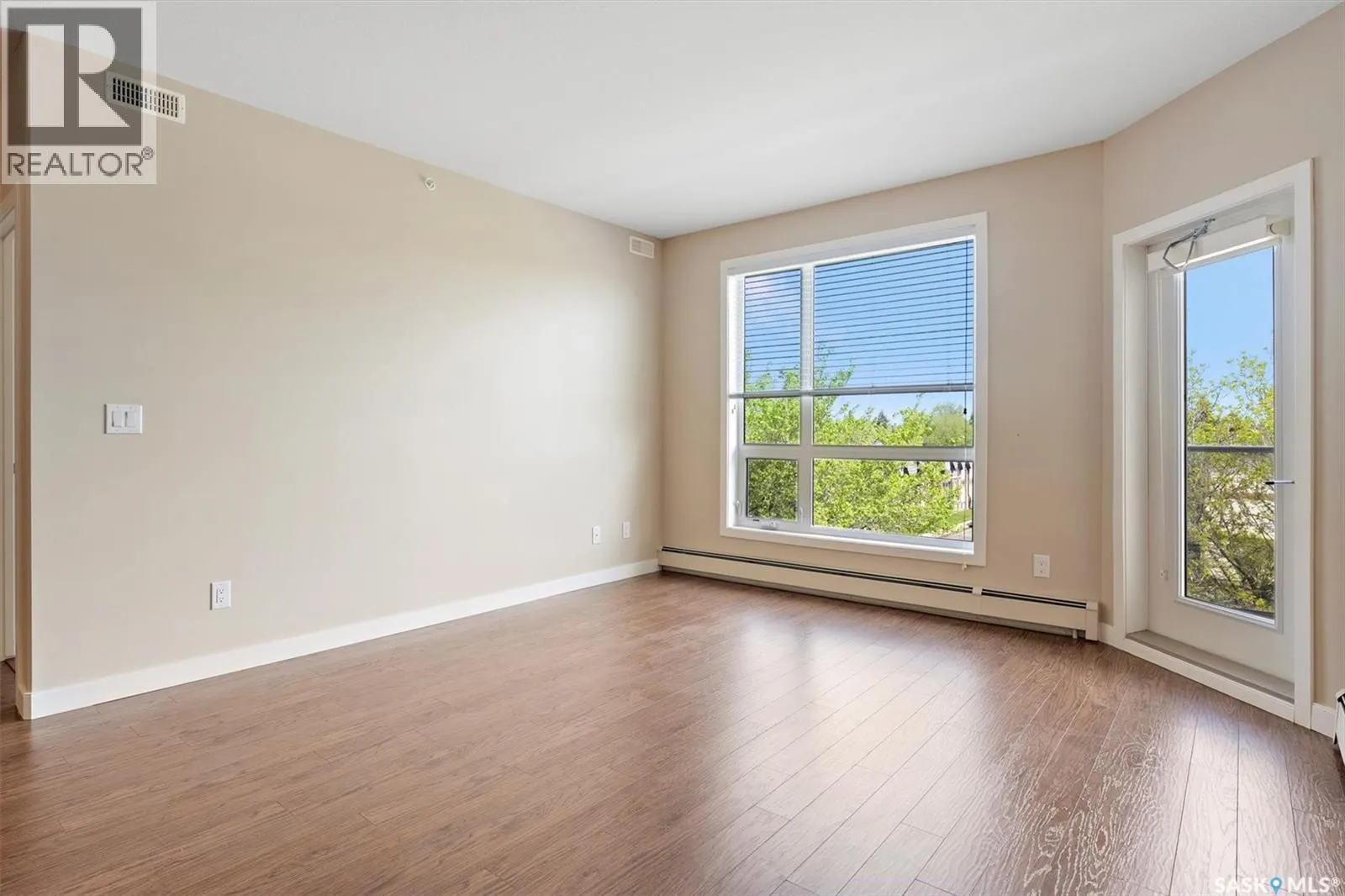308 1015 Moss AVENUE
