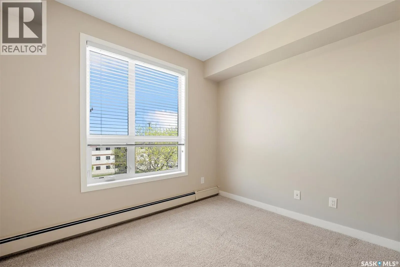 308 1015 Moss AVENUE