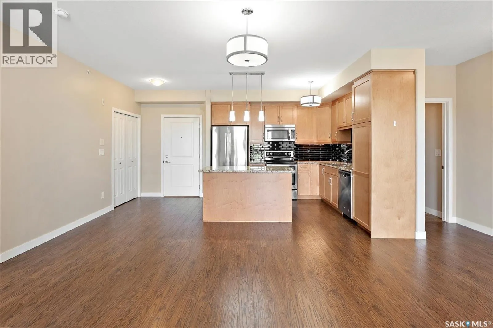 308 1015 Moss AVENUE